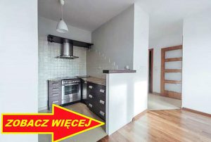 na zdjęciu aneks kuchenny i fragment salonu w mieszkaniu do sprzedaży w Warszawie