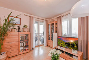 komfortowy salon w mieszkaniu na sprzedaż Warszawa
